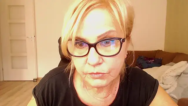 amberdoll4u online show from 03/16/25, 02:22