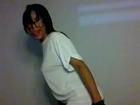 Kitra New online show from 12/24/24, 12:11