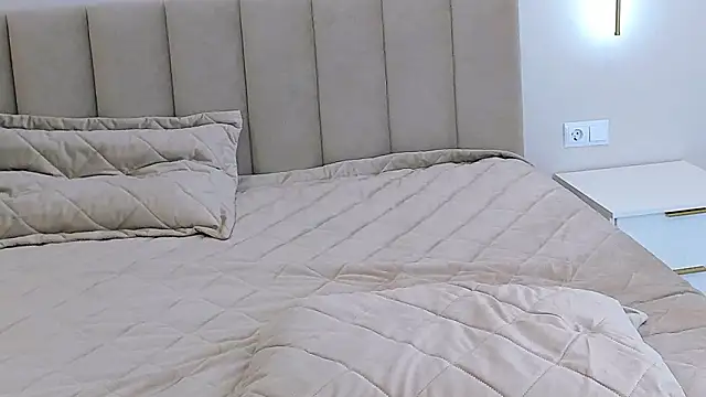 lulu wolf online show from 02/18/26, 03:24