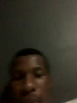 Snapshot of DManL chatting on 11/22/25, 04:28 DManL online show from 11/22/25, 04:28