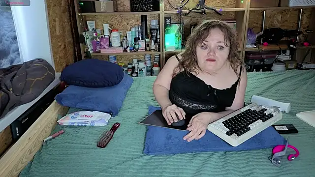 MiniNatalie online show from 01/07/26, 04:59