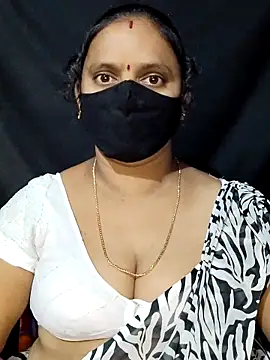 vintage-vibs online show from 03/04/25, 11:40