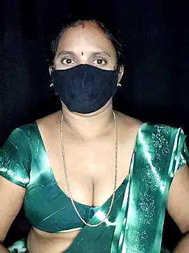 vintage-vibs online show from 10/18/25, 05:46