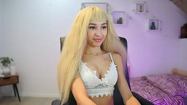 Amai  Liu online show from 12/01/25, 06:57