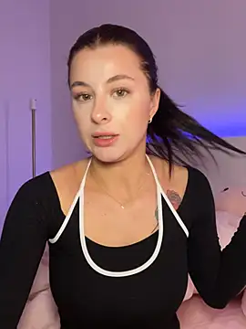 Mia-Minou online show from 02/07/26, 08:56