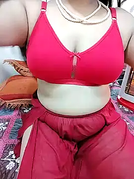 Snapshot of SHUBHI880 chatting on 01/29/25, 11:20 SHUBHI880 online show from 01/29/25, 11:20