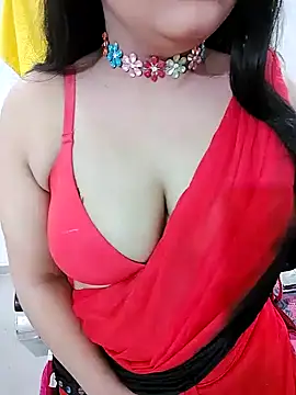 Snapshot of SHUBHI880 chatting on 02/12/25, 02:43 SHUBHI880 online show from 02/12/25, 02:43