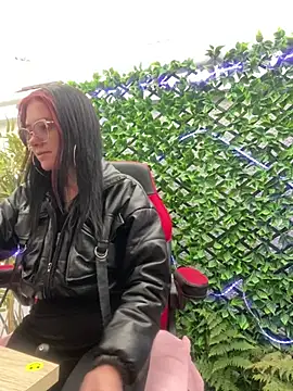 Isabella 21x online show from 01/20/25, 12:49