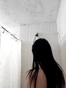 Snapshot of Isabella_21x chatting on 01/06/26, 11:36 Isabella 21x online show from 01/06/26, 11:36