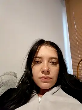 Snapshot of Isabella_21x chatting on 02/05/26, 11:48 Isabella 21x online show from 02/05/26, 11:48