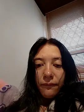 Snapshot of Isabella_21x chatting on 02/12/26, 12:11 Isabella 21x online show from 02/12/26, 12:11