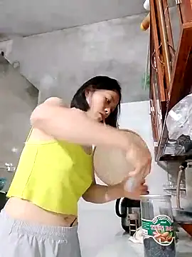 Aninyin22 online show from 10/13/25, 07:08