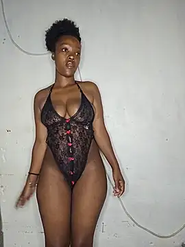 Snapshot of curvysexybody chatting on 06/14/26, 01:14 curvysexybody online show from 06/14/26, 01:14