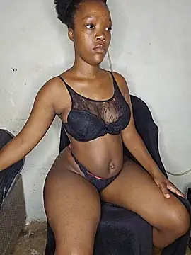 Snapshot of curvysexybody chatting on 06/14/26, 03:08 curvysexybody online show from 06/14/26, 03:08