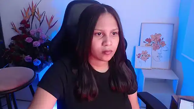 Snapshot of Beamber_ chatting on 02/22/25, 05:57 Beamber online show from 02/22/25, 05:57