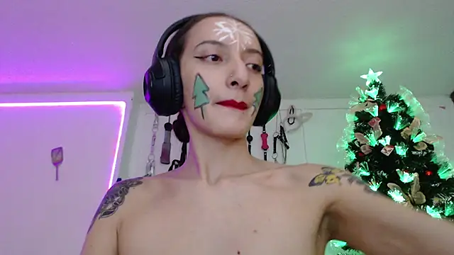 Eloise-brown online show from 12/16/24, 11:39