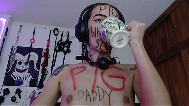 Eloise-brown online show from 01/08/25, 01:21