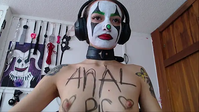 Eloise-brown online show from 03/02/25, 05:25