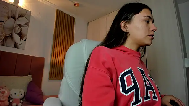 mia nevaeh online show from 01/03/25, 09:15