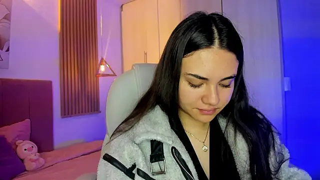 Snapshot of mia_nevaeh chatting on 01/05/26, 07:28 mia nevaeh online show from 01/05/26, 07:28