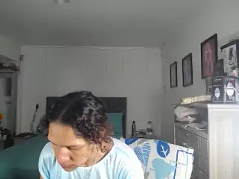 Snapshot of Corina_hot chatting on 12/05/24, 10:23 Corina hot online show from 12/05/24, 10:23