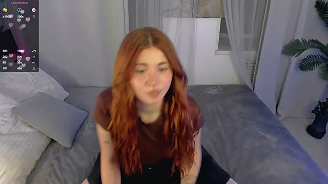 Freckle Diyana online show from 11/08/25, 03:45