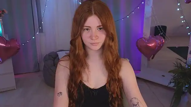 Snapshot of Freckle_Diyana chatting on 02/27/26, 09:26 Freckle Diyana online show from 02/27/26, 09:26