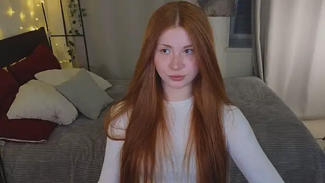 Snapshot of Freckle_Diyana chatting on 04/10/26, 03:28 Freckle Diyana online show from 04/10/26, 03:28