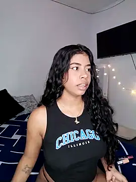 Snapshot of Fanny_Klean chatting on 02/07/26, 03:32 Fanny Klean online show from 02/07/26, 03:32