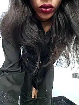 Noorkhatoon online show from 12/16/25, 02:38