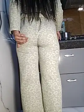 Snapshot of Manpreet_kaur21 chatting on 11/07/25, 05:51 Manpreet kaur21 online show from 11/07/25, 05:51