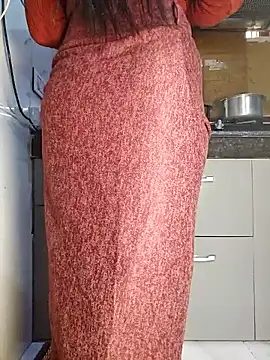 Snapshot of Manpreet_kaur21 chatting on 11/18/25, 06:18 Manpreet kaur21 online show from 11/18/25, 06:18