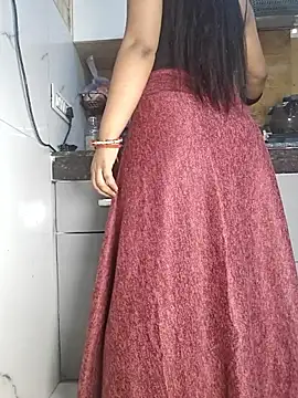 Snapshot of Manpreet_kaur21 chatting on 11/23/25, 06:57 Manpreet kaur21 online show from 11/23/25, 06:57