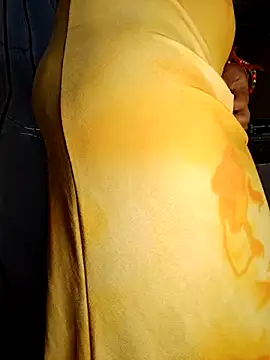 Snapshot of Manpreet_kaur21 chatting on 12/04/25, 07:06 Manpreet kaur21 online show from 12/04/25, 07:06