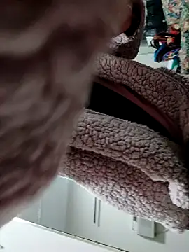 Snapshot of gabelove369 chatting on 12/05/24, 06:33 gabelove369 online show from 12/05/24, 06:33