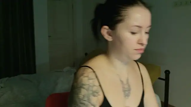 VioletCatt online show from 10/27/25, 06:50