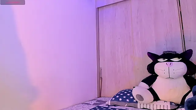  noahjones online show from 04/24/26, 04:42