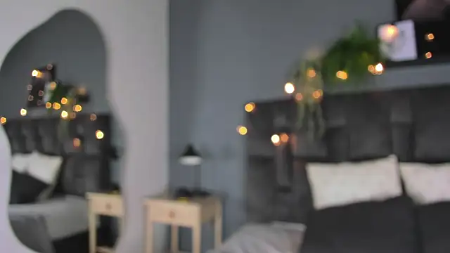 AmyPalmmer online show from 10/22/25, 11:32