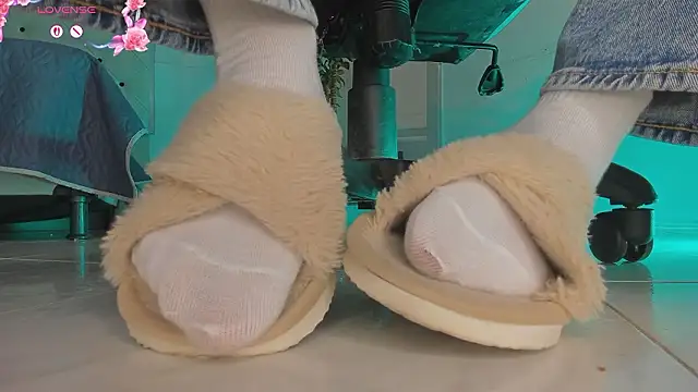 charlotte  grey online show from 02/07/26, 08:12