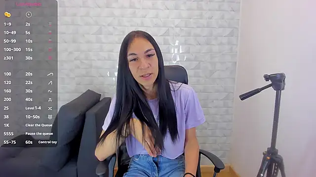 Snapshot of Mia_thompson_19 chatting on 01/23/25, 07:18 Mia thompson 19 online show from 01/23/25, 07:18