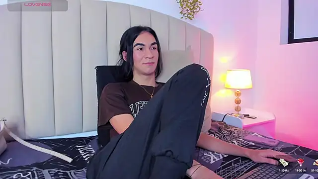 Snapshot of Mia_thompson_19 chatting on 10/02/25, 07:54 Mia thompson 19 online show from 10/02/25, 07:54