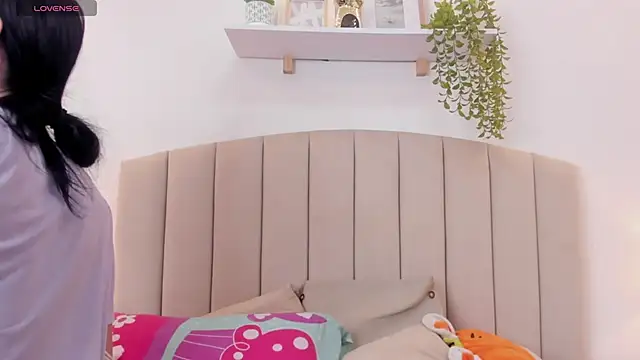 Snapshot of Mia_thompson_19 chatting on 10/20/25, 07:58 Mia thompson 19 online show from 10/20/25, 07:58