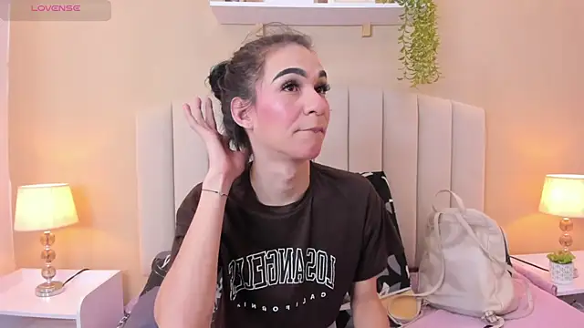 Snapshot of Mia_thompson_19 chatting on 01/16/26, 07:40 Mia thompson 19 online show from 01/16/26, 07:40