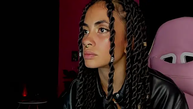 Juanadearco5 online show from 12/28/24, 10:55