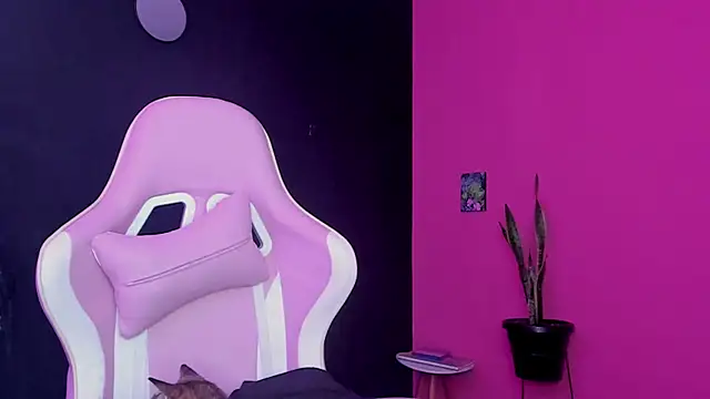 Juanadearco5 online show from 01/15/25, 07:12