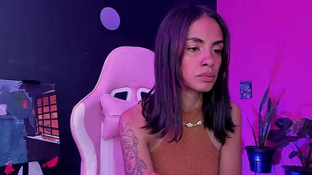 Juanadearco5 online show from 02/19/25, 01:28