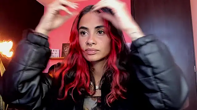 Juanadearco5 online show from 09/14/25, 10:20