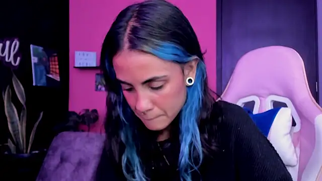 Juanadearco5 online show from 11/12/25, 02:28