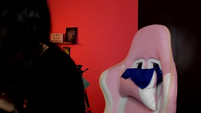 Juanadearco5 online show from 11/14/25, 10:07