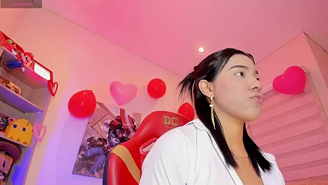 madelyn rose  online show from 02/15/25, 02:37